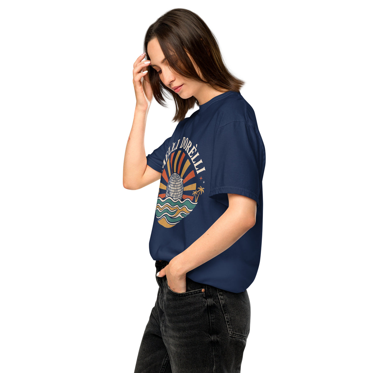 Melli Dorèlli – Riviera Embleem Tee — True Navy